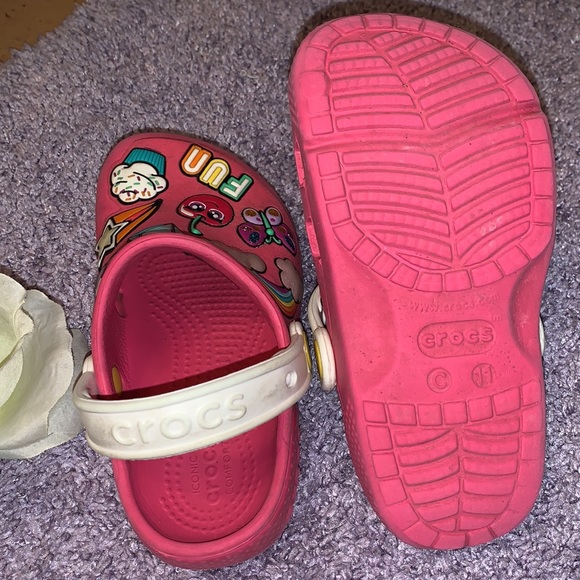 Crocs they light up in dark like new size 11 - Picture 3 of 3